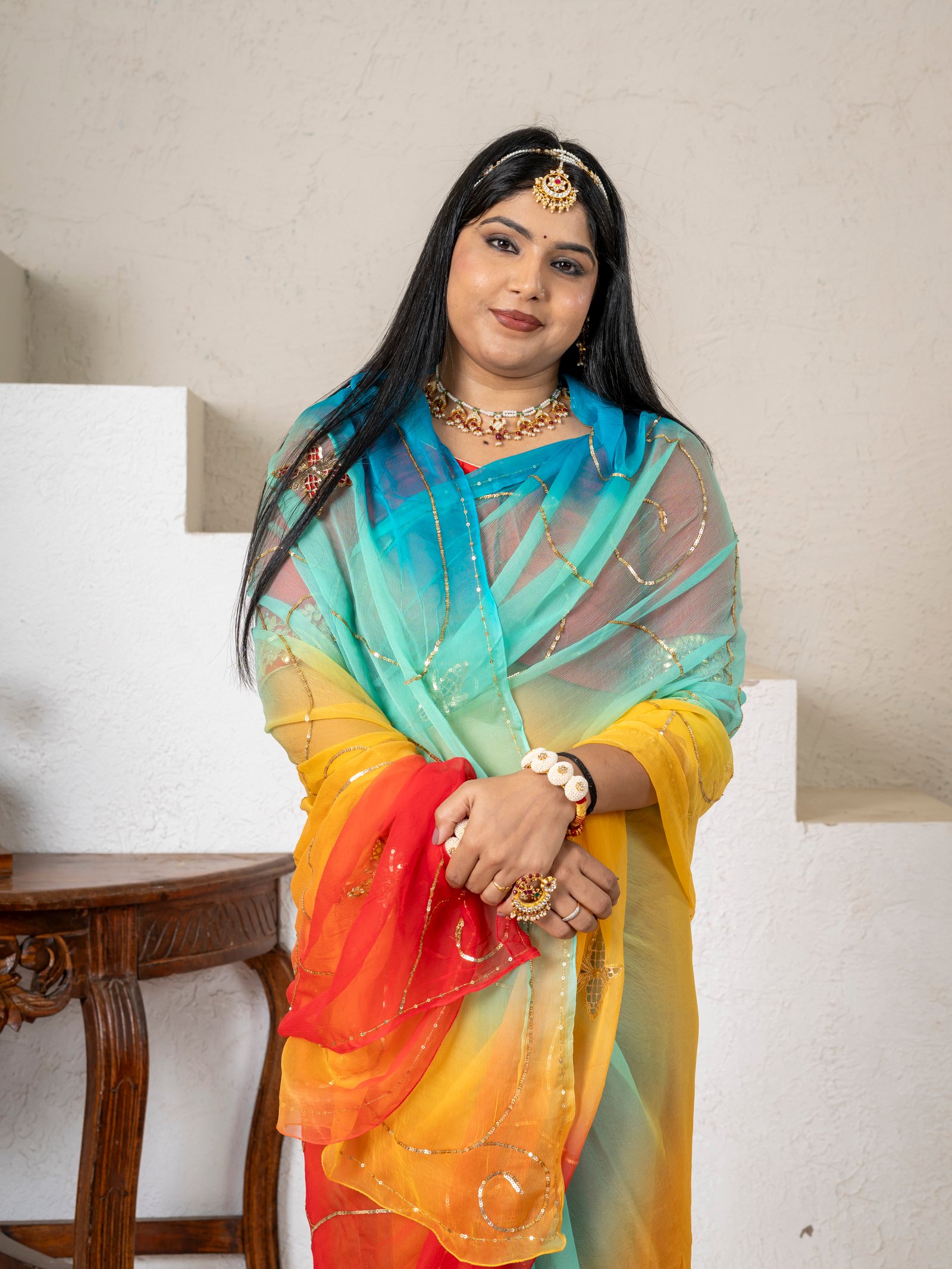 Aqua Yellow Ombre Aari Taari Saree thumbnail 7